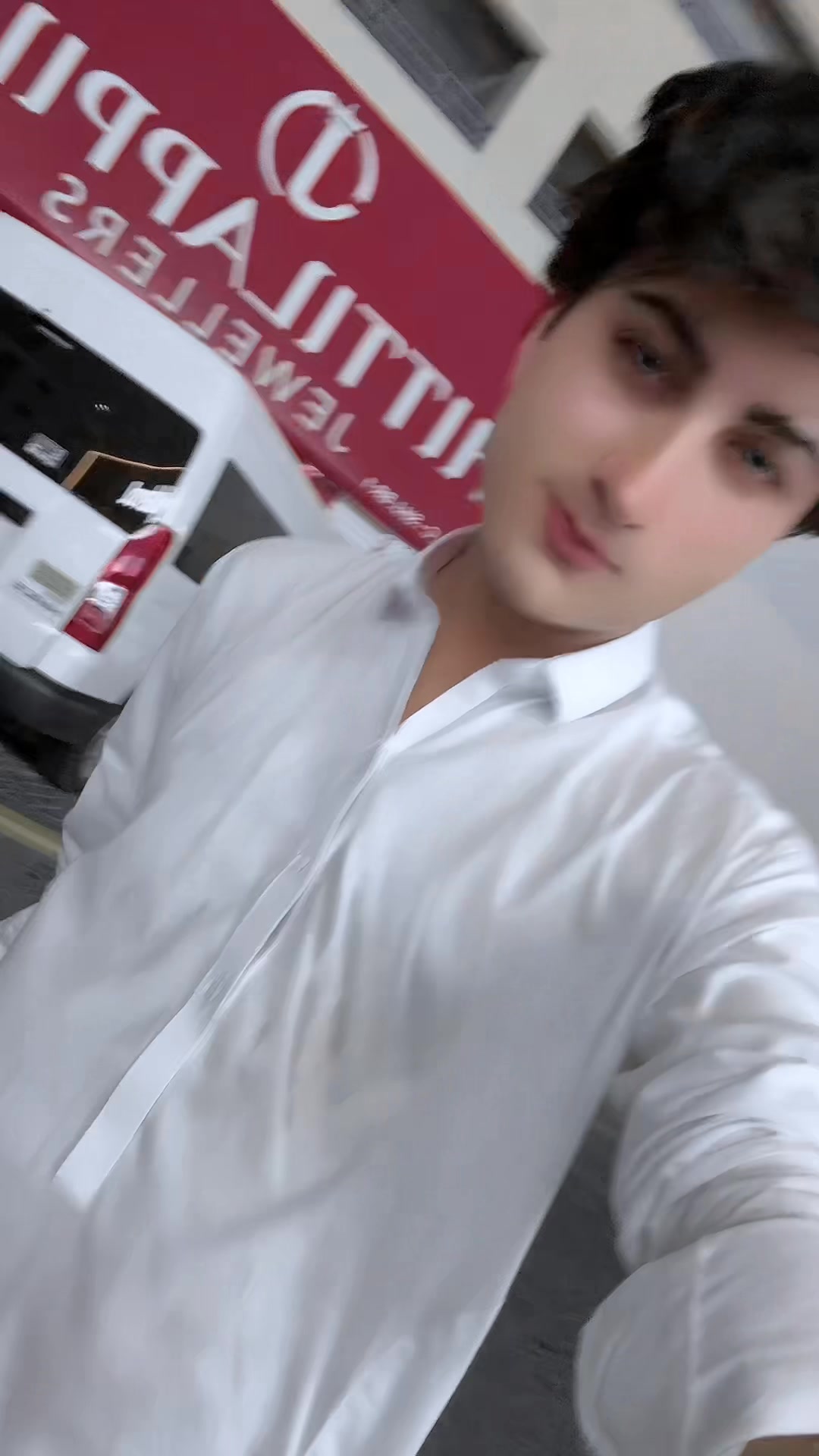 @ᗯOᒪᖴ 🐺