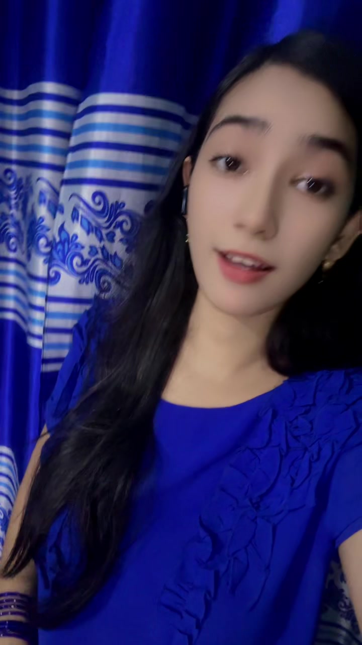 @⎯͢⎯⃝𝑄𝑢𝑒𝑒𝑛...♡
