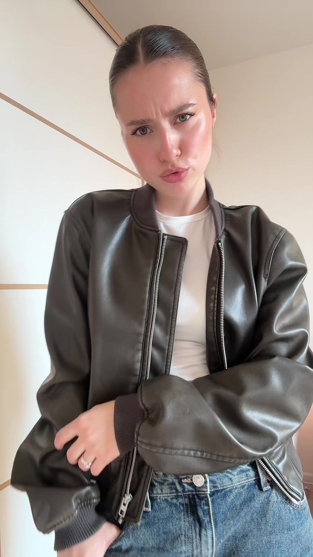 @ира шанàва