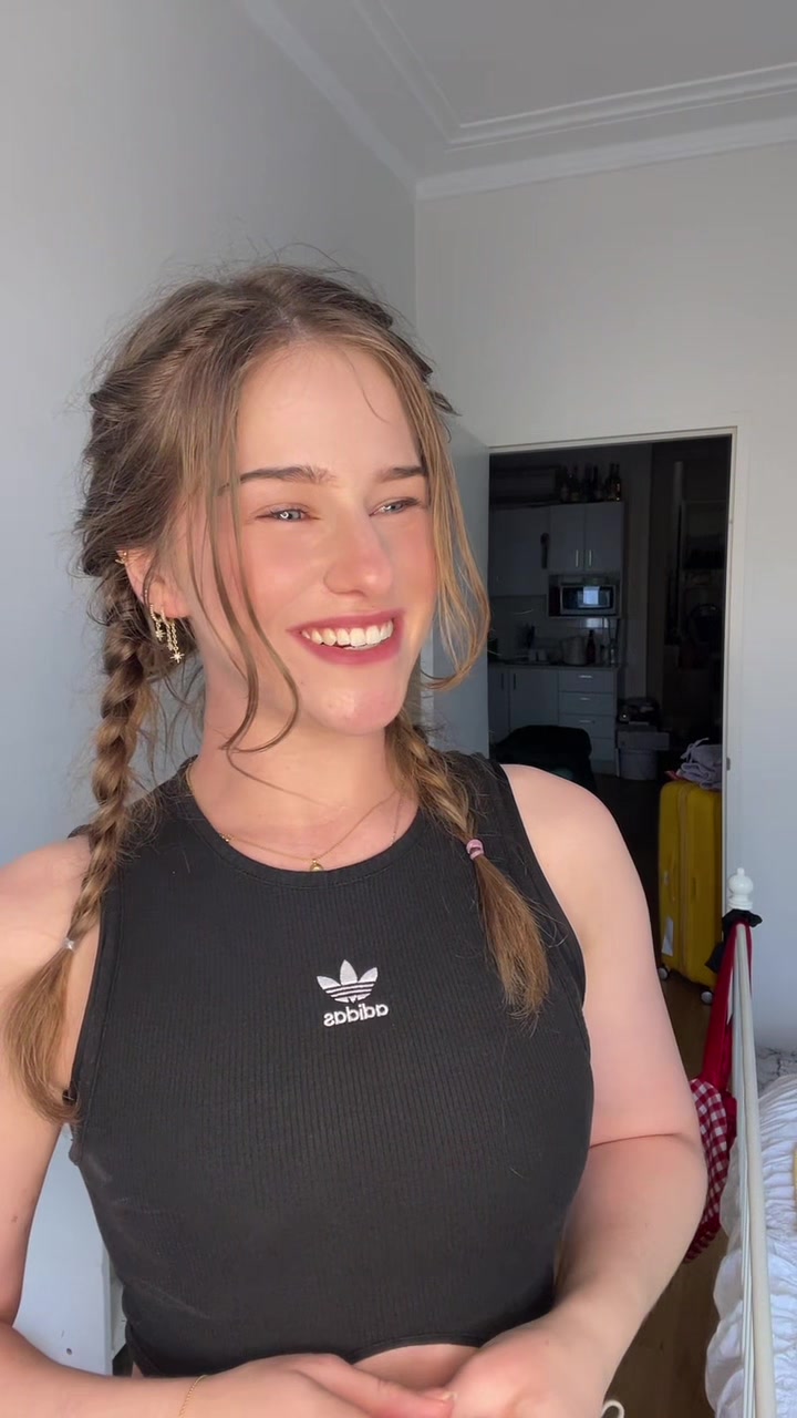 @AlauraBidingCitizen