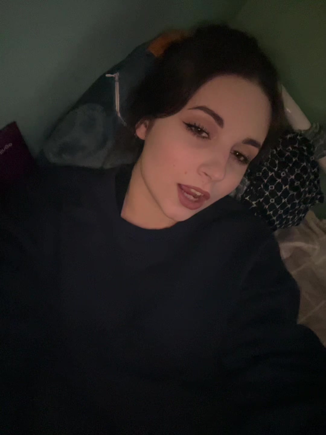 @вася