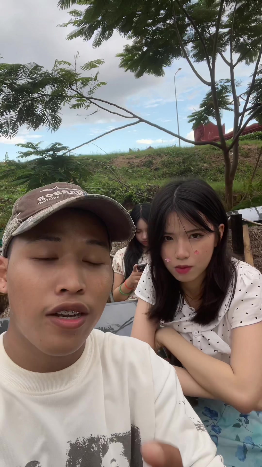 @ណាំ ធីប 💋