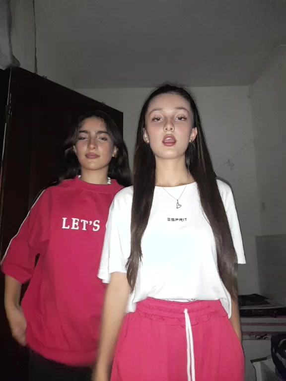 @Kiana