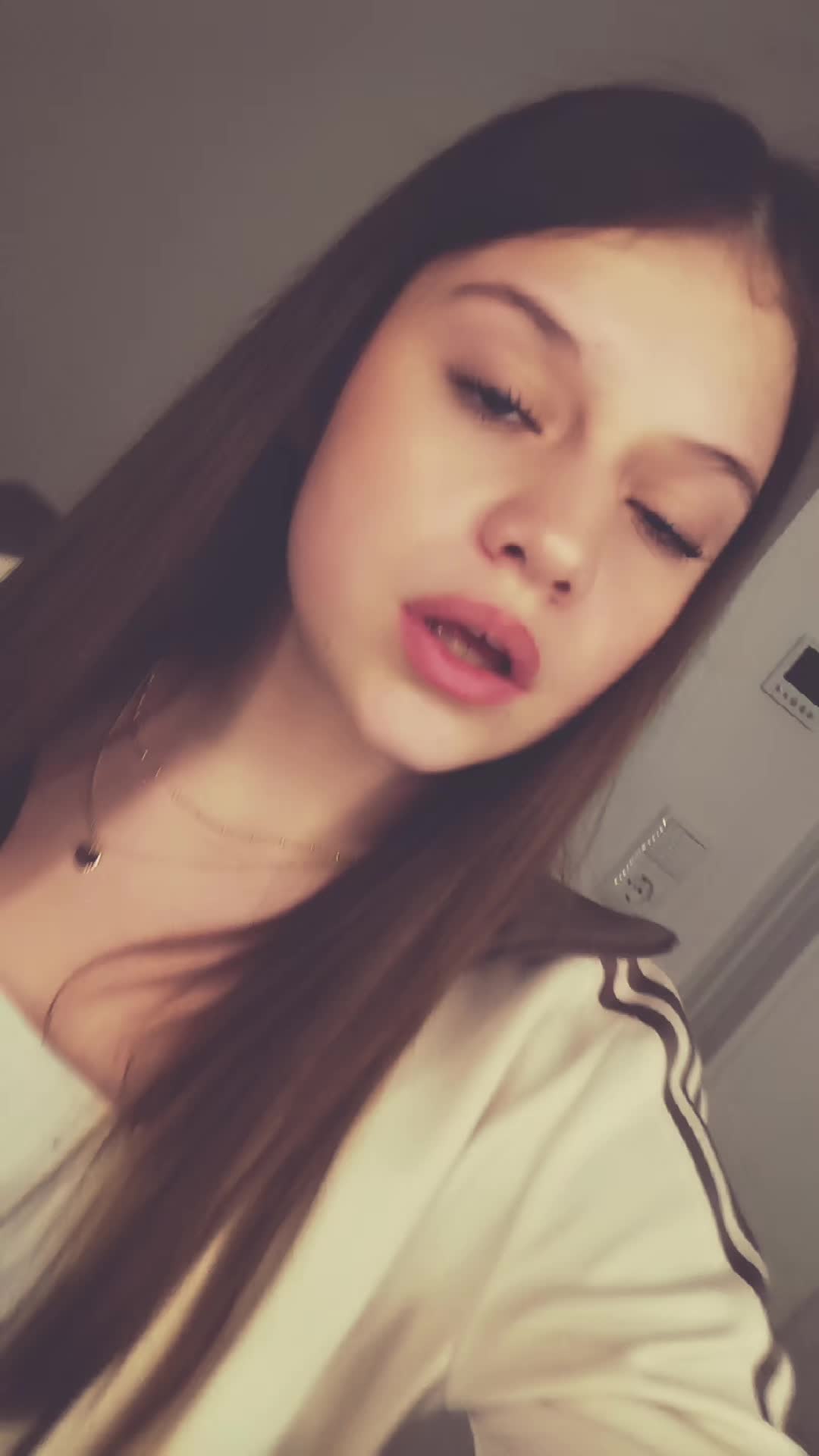 @M!la
