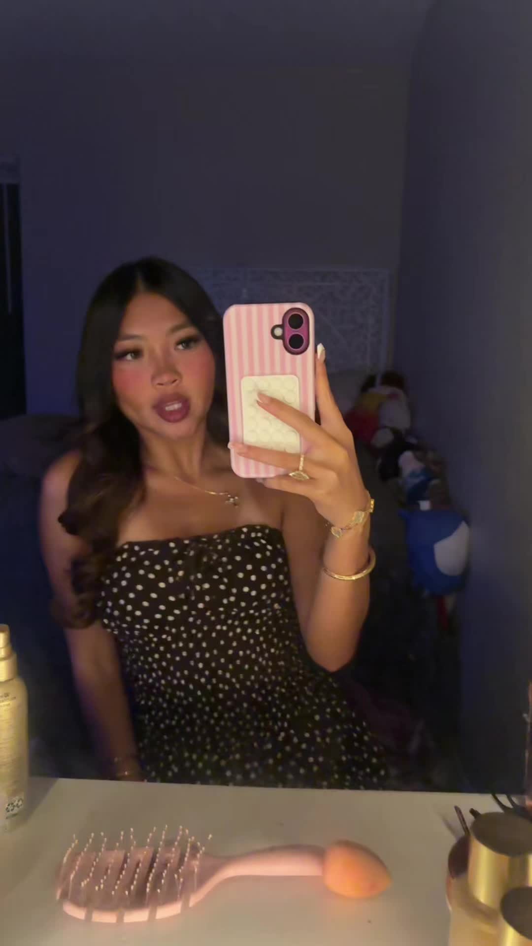 @𝒸𝒽𝑒𝓎𝑒𝓃𝓃𝑒 😉