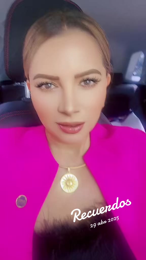 @Anna Karyna