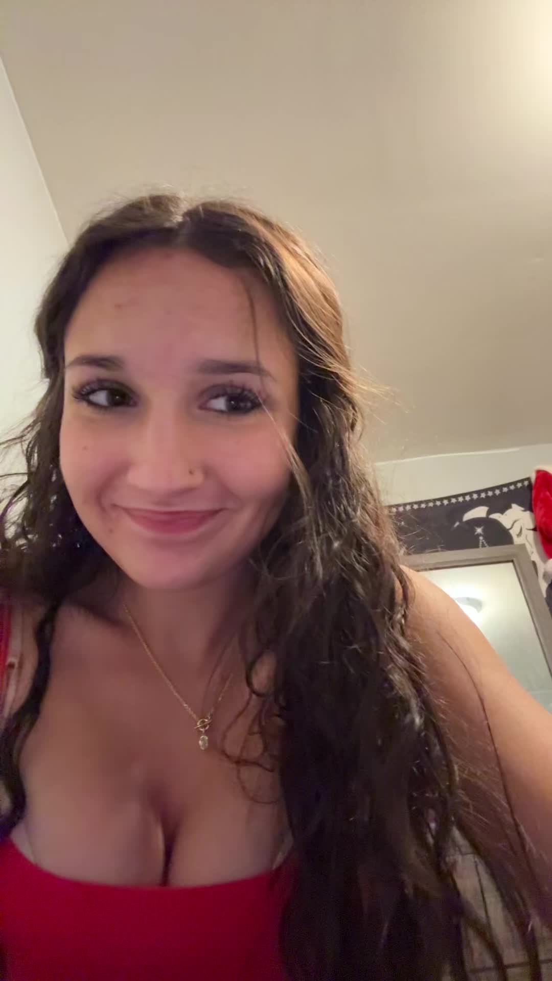 @cutehotamazinggirl