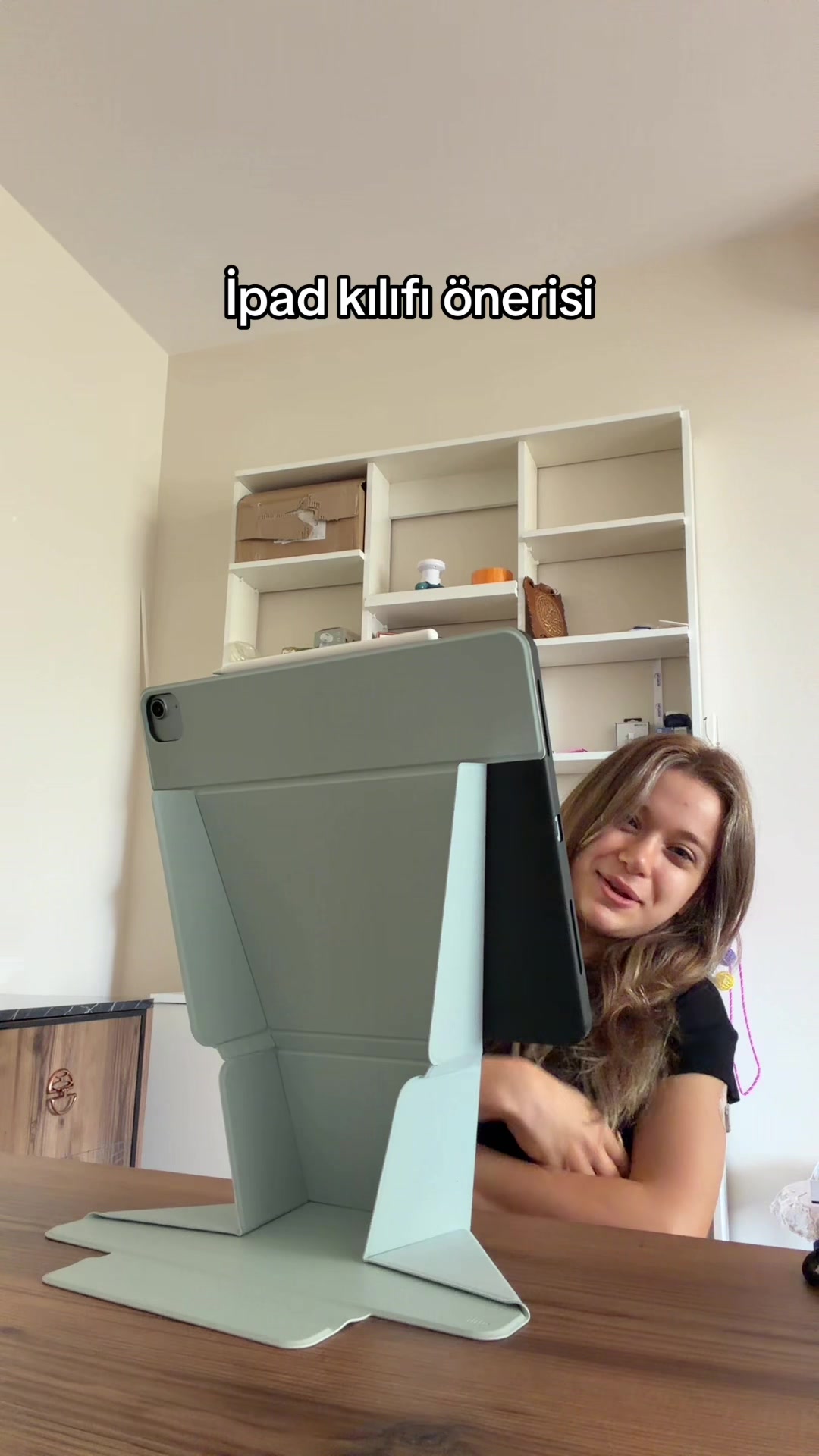 @Melacıkela