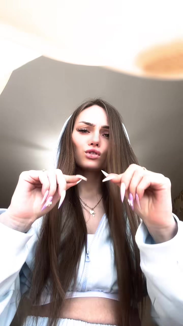 @Алёна
