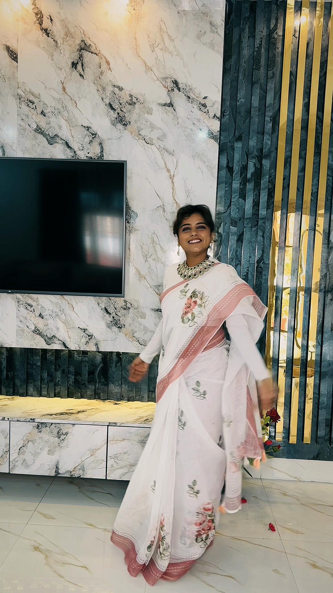 @manvifashion1🧿