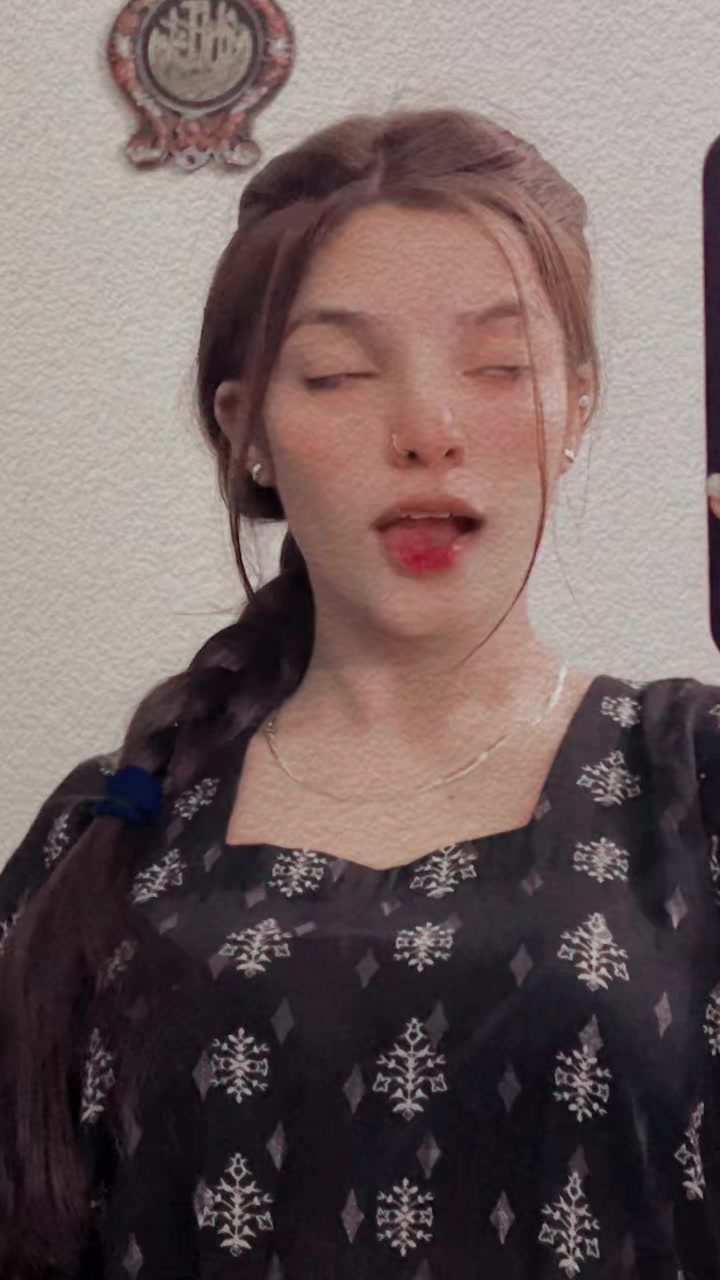 @Nisha🥰