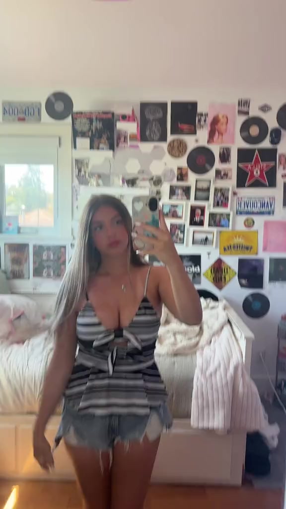 @Stella!?!?