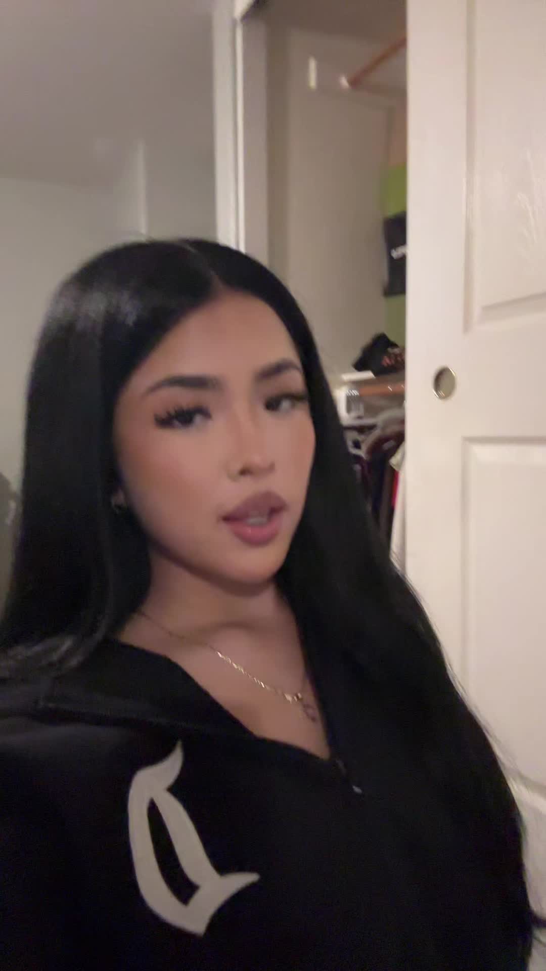 @𝐋.𝐑