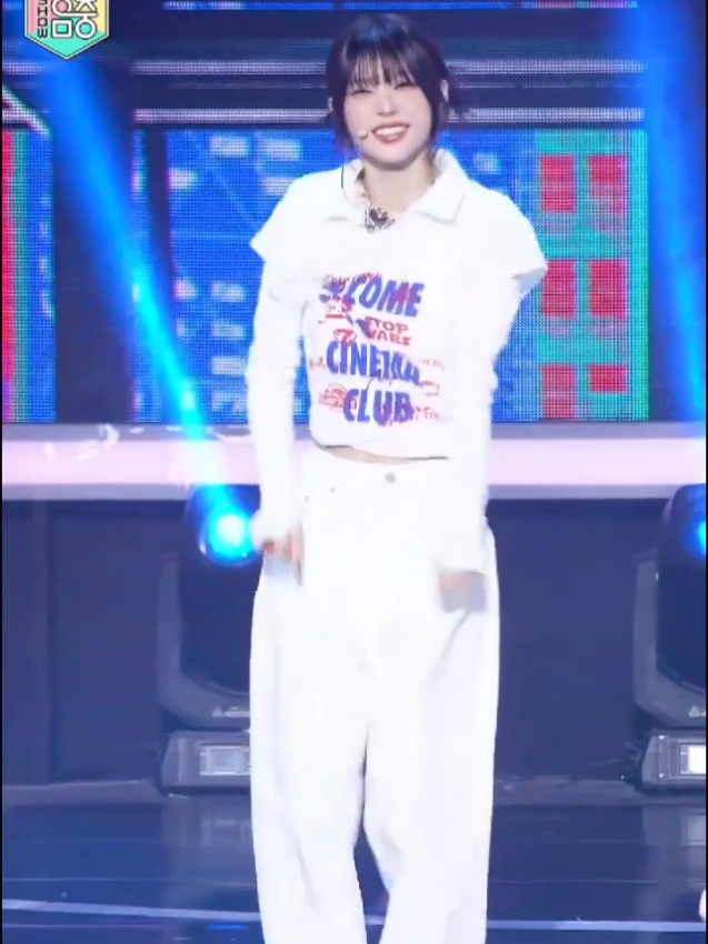 @Kpop_fancams:)