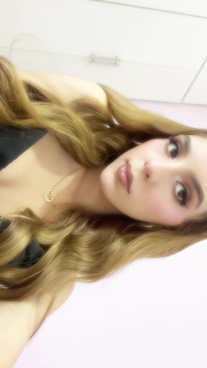 @yaneqqq