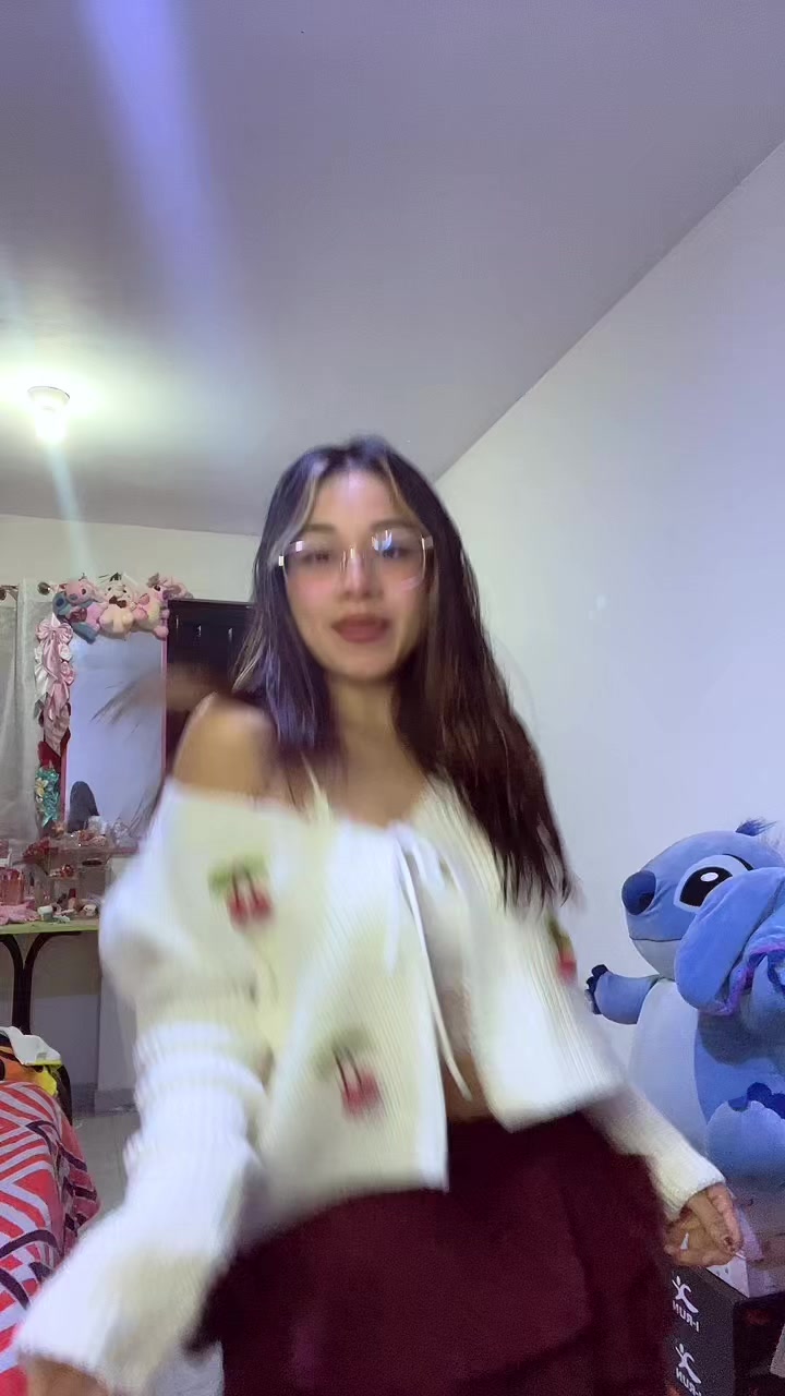 @Thalia Brighit🧸