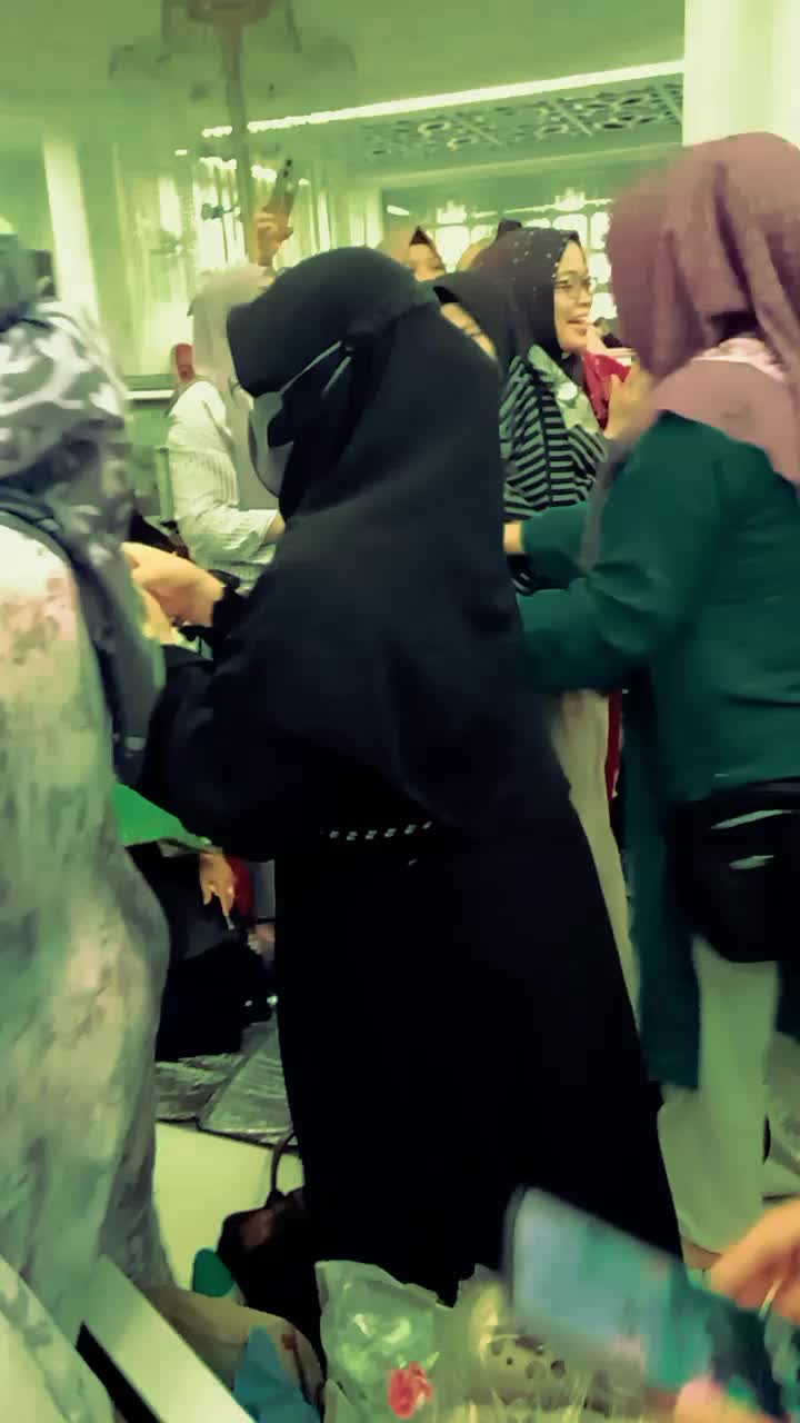 @dwi Anggraeni