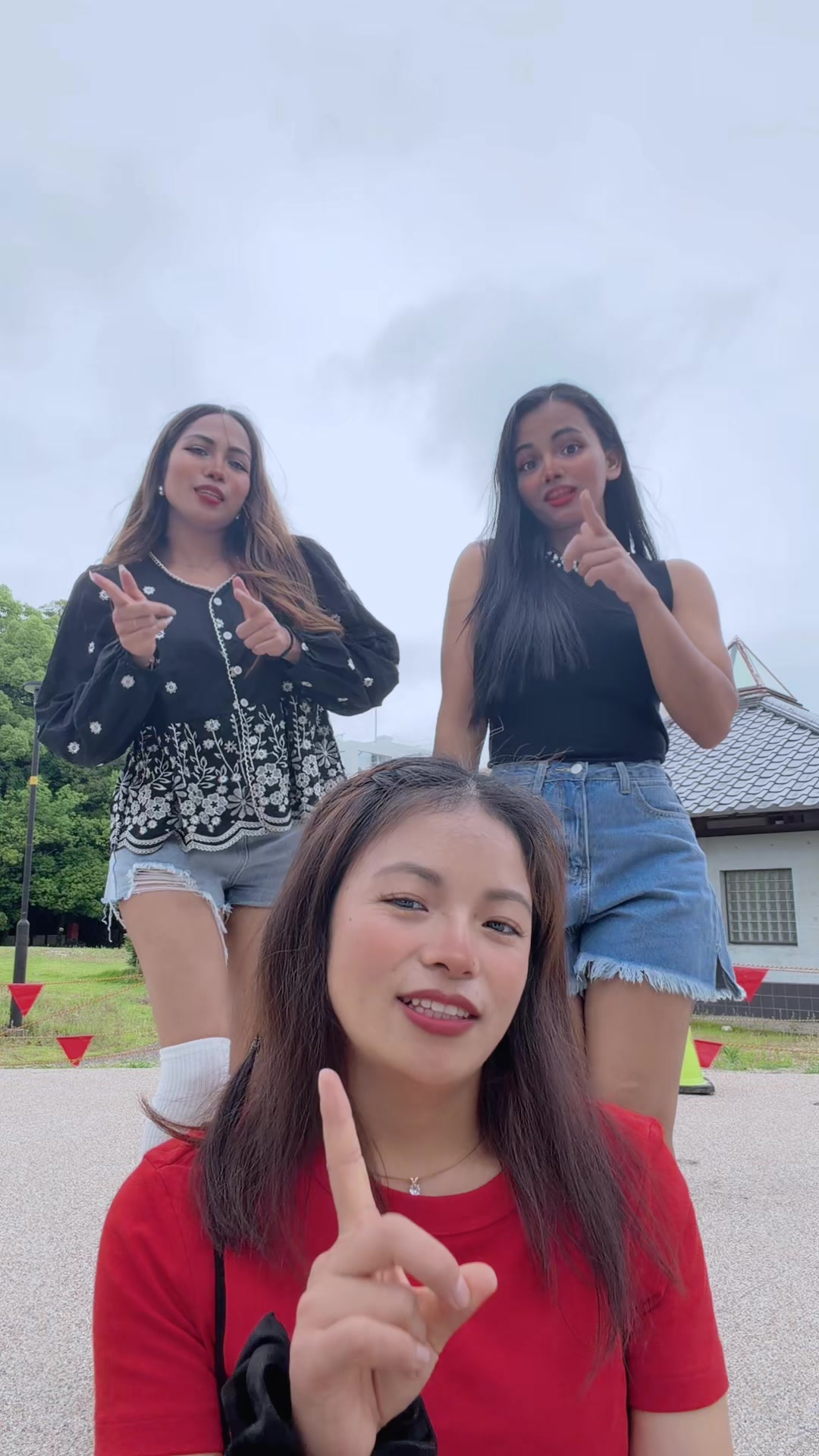 @Aneesa ❤️🦋
