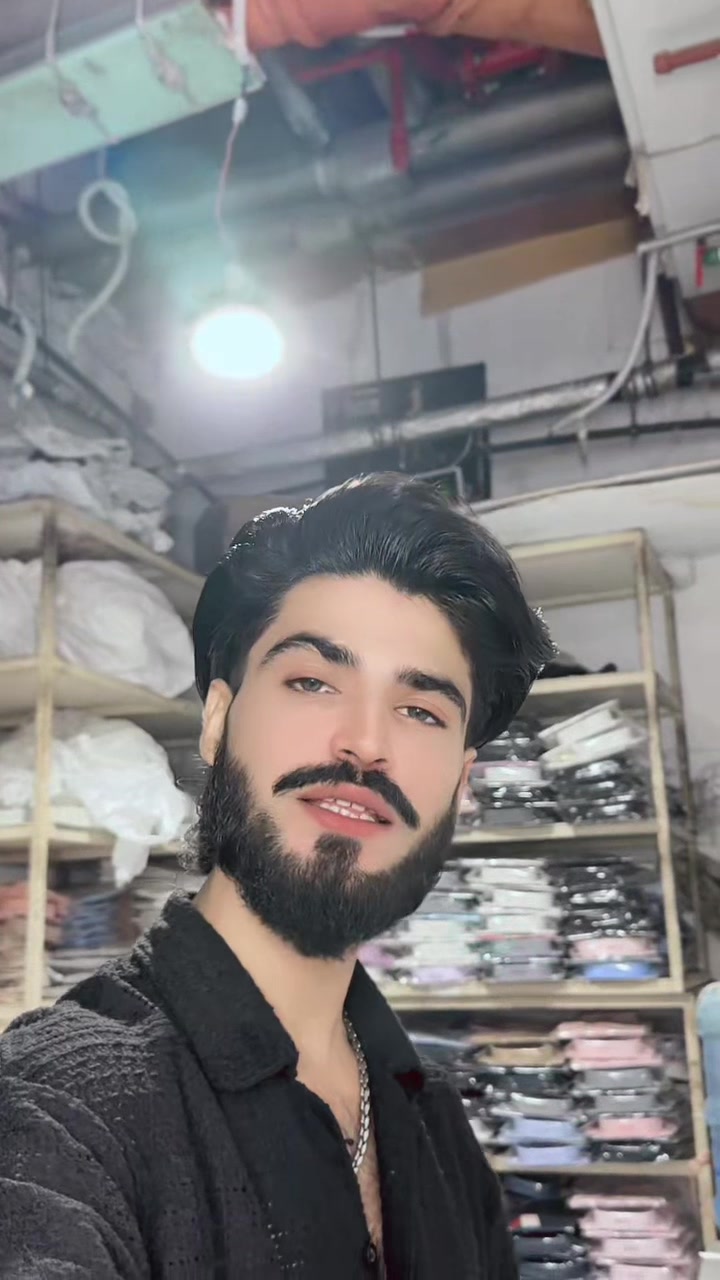 @Ayaan_vj