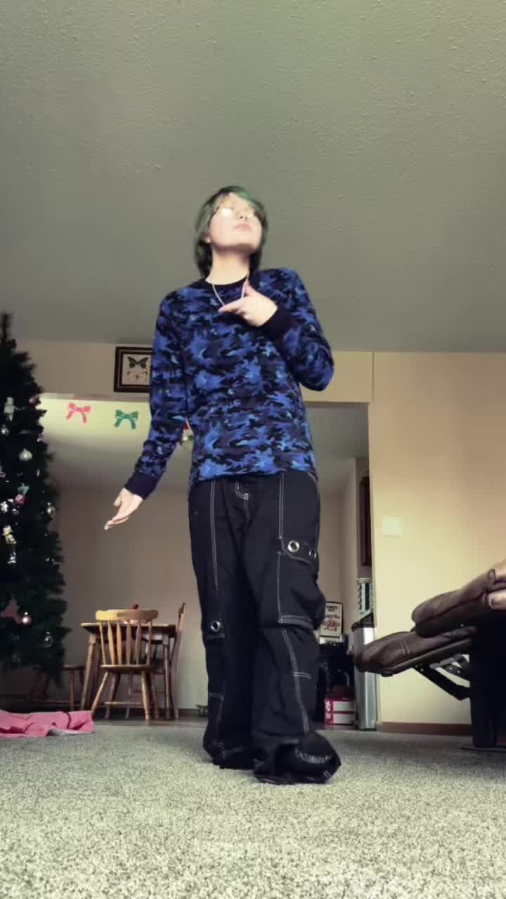 @Kam<3
