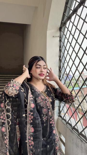 @❄️sneha❄️