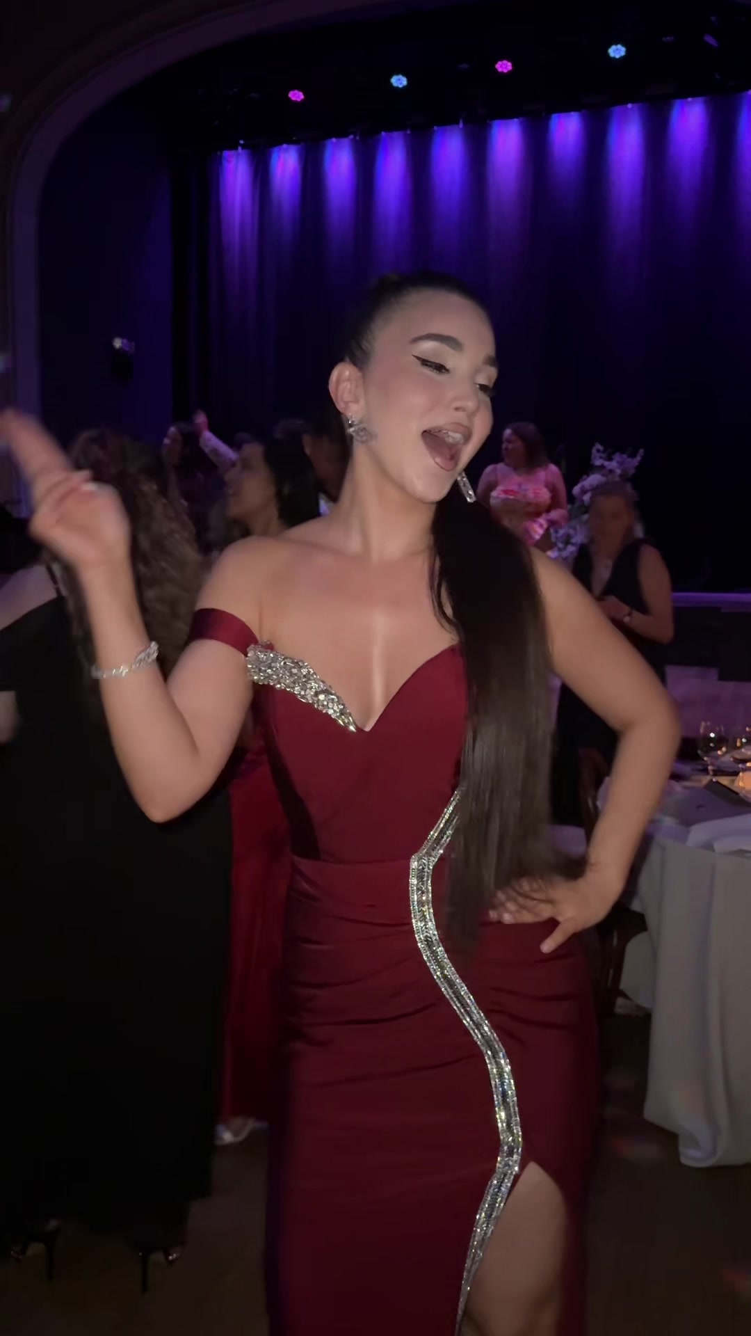 @Bibi