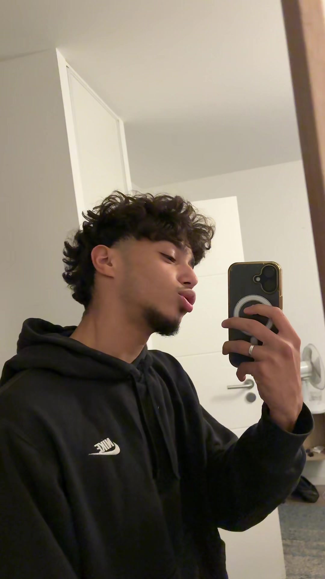 @mus🏴☠️