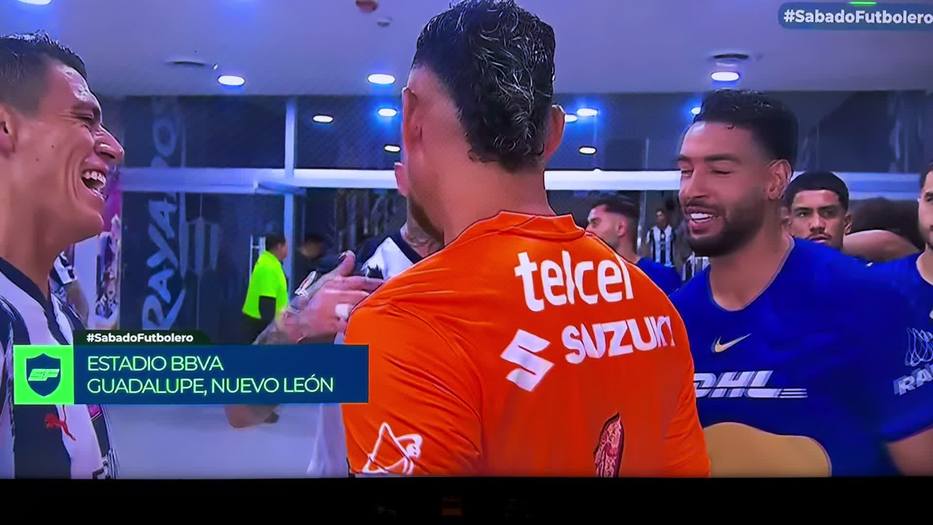 @Escamozo
