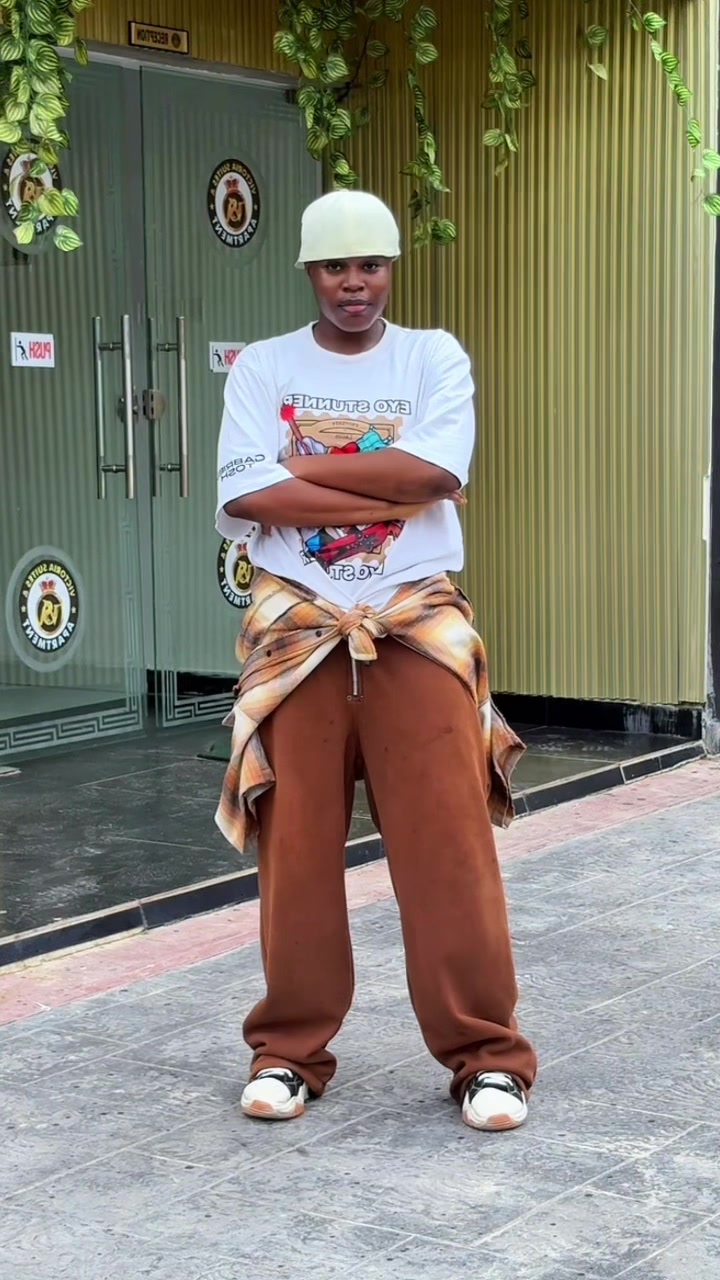@AFROGODESS🌴🙂&zwj;&harr;️💚