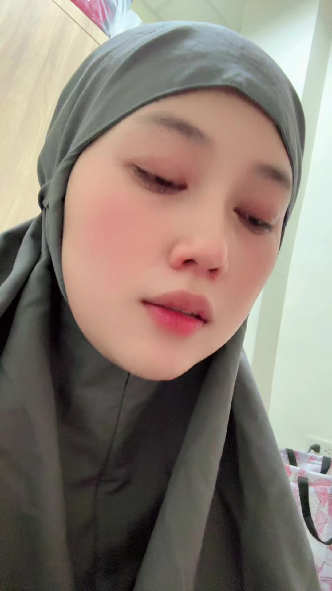 @мєηυLL