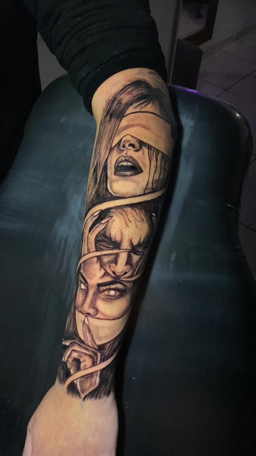 @Thiago_tattooink