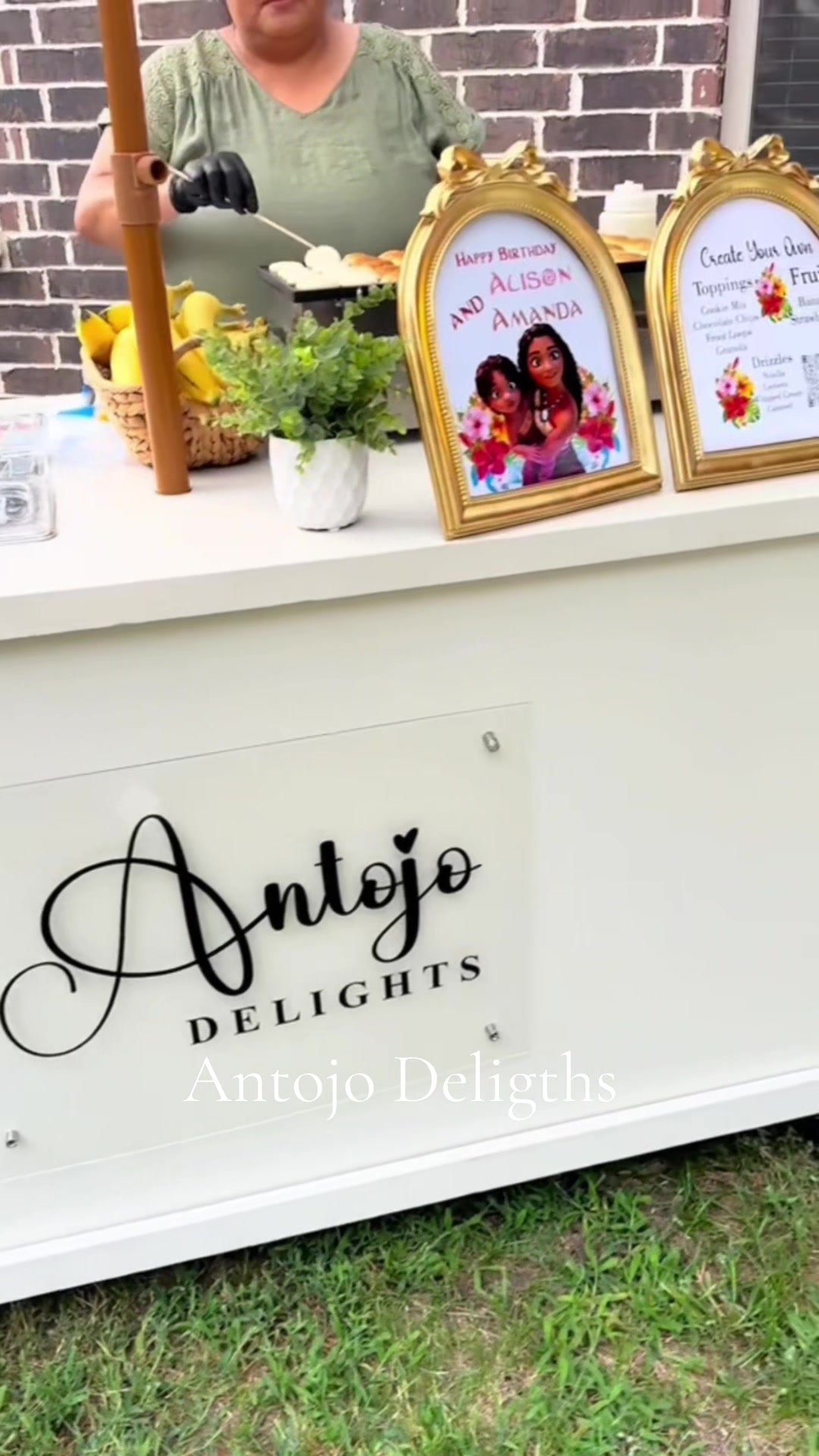@AntojoDelights