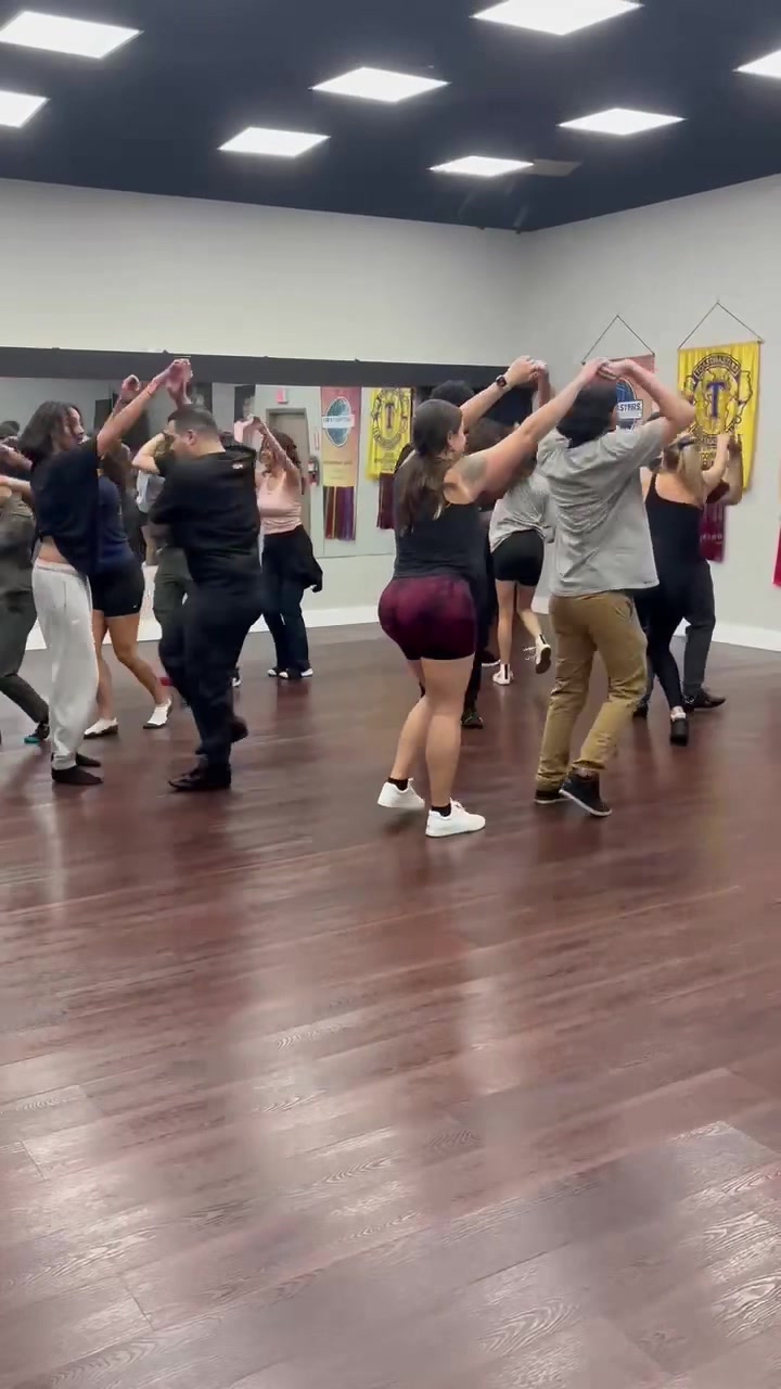 @Salsa Dance Society