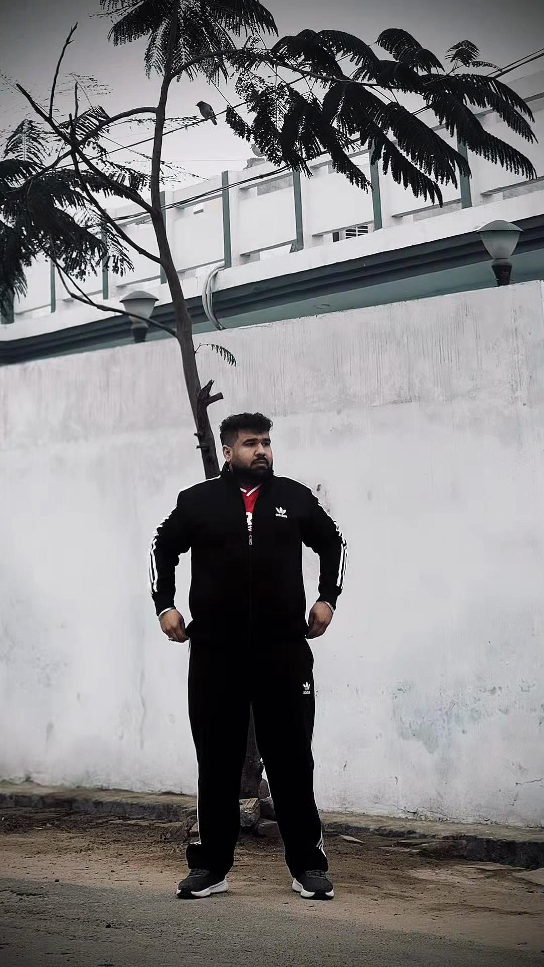 @iamhxrmxn