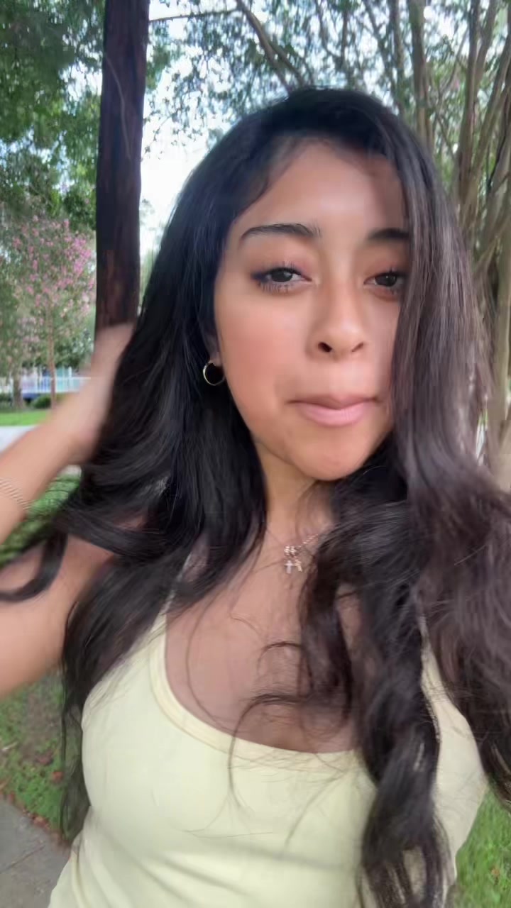 @yaneli