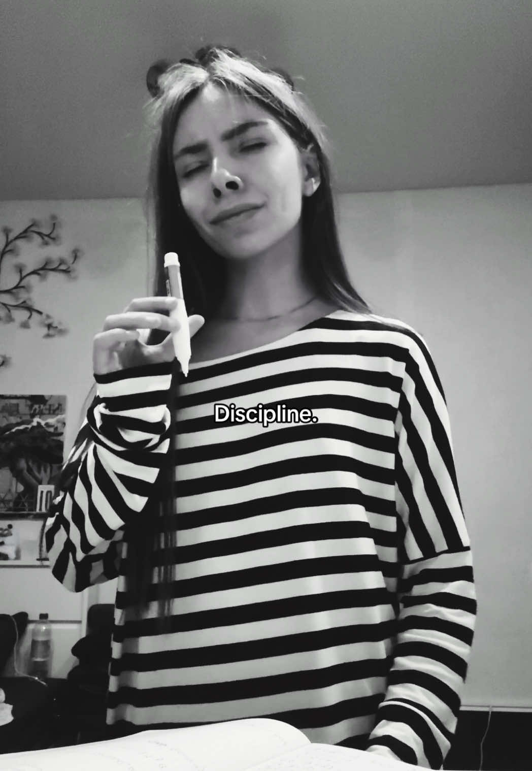 @<333*