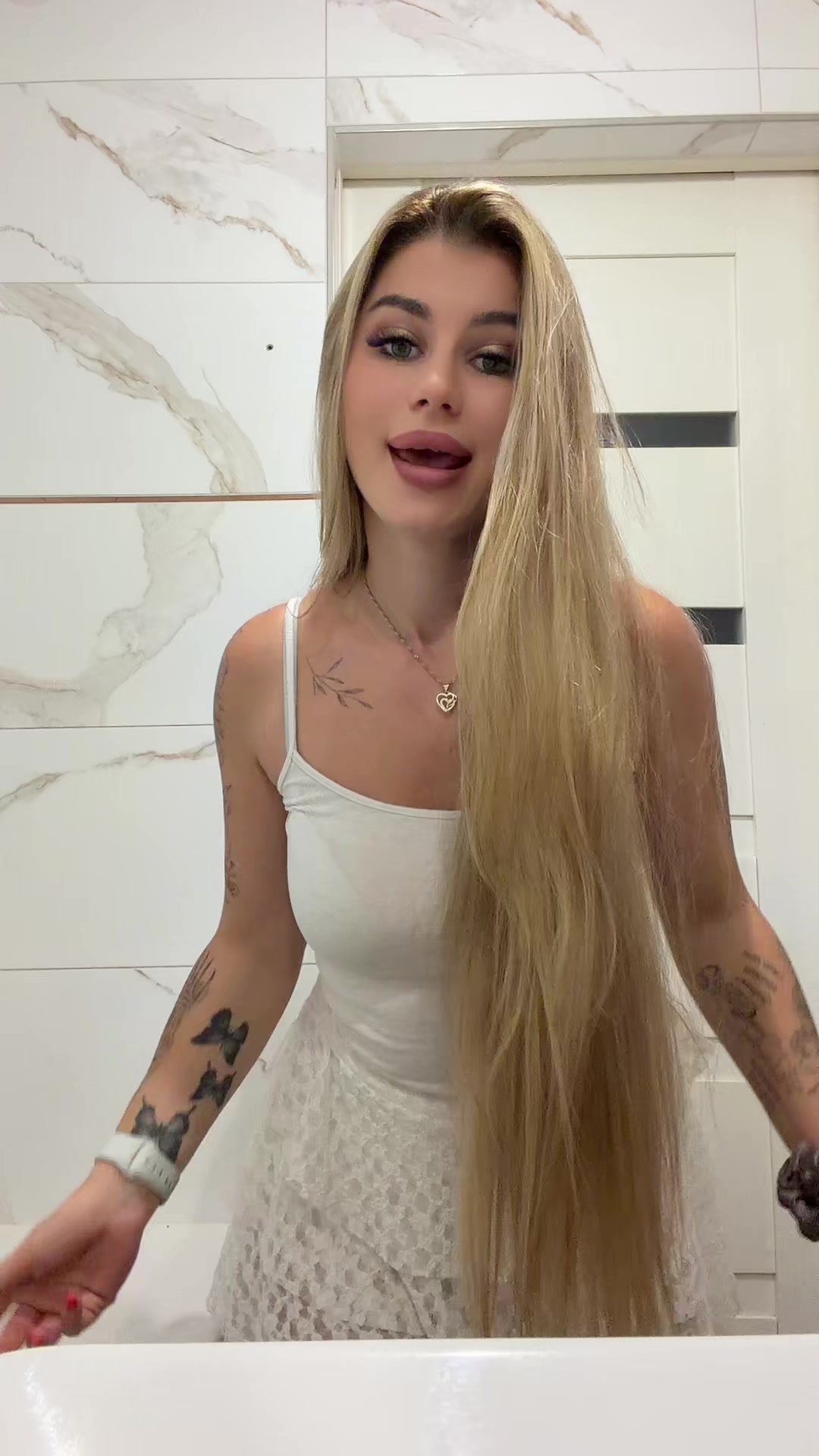 @Karola