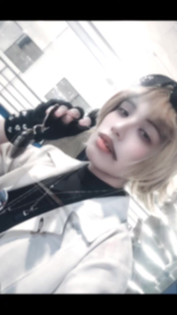@๐
๐ซ๐๐ง ๐ก๐ฎ๐ฅ๐ฅ