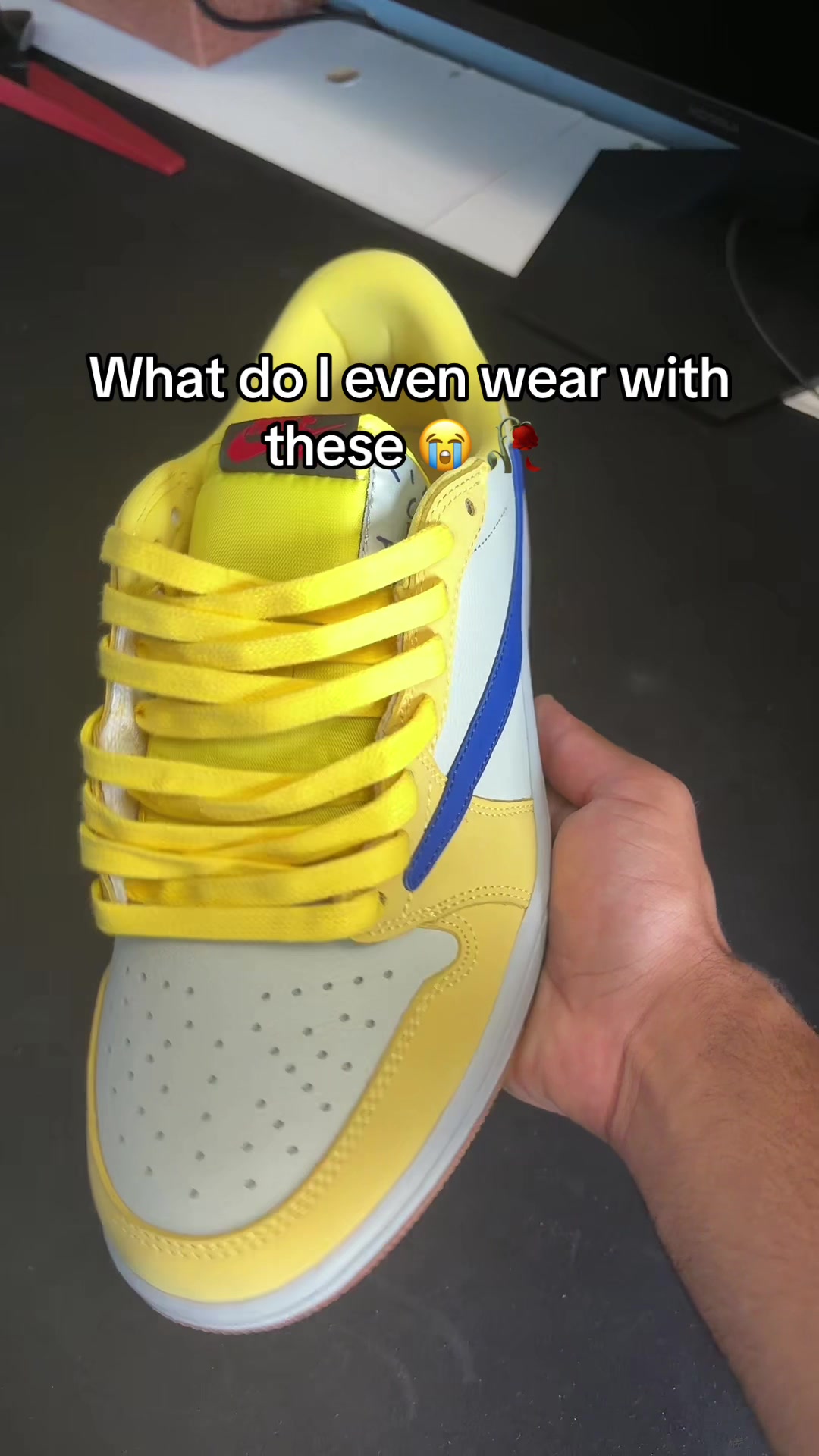 @Luh Sneakerhead