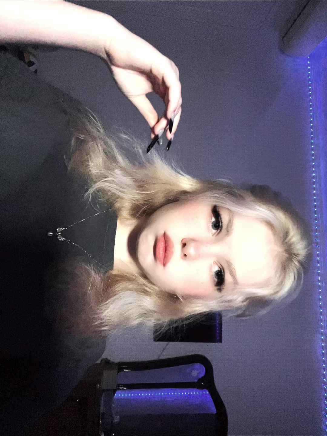 @Witch🛐💕