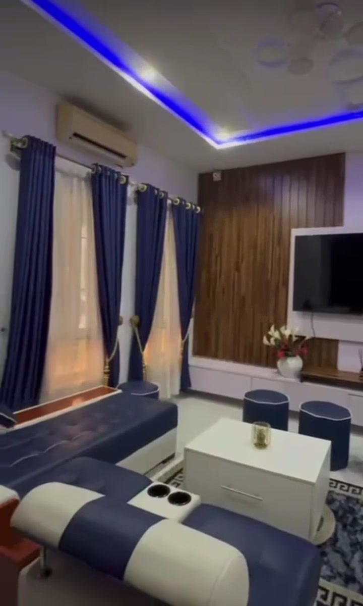 @Nwadinaobi service apartments