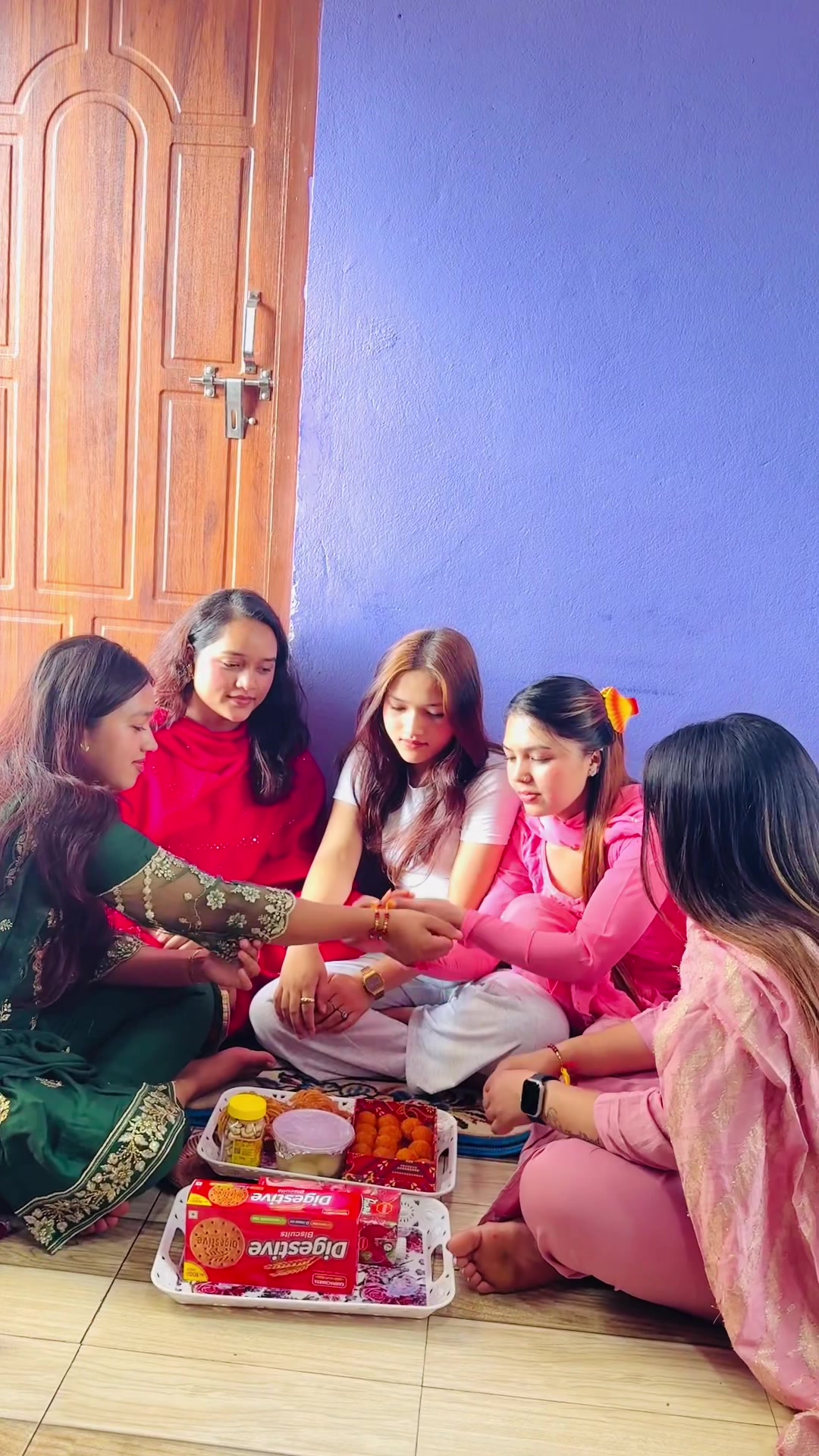 @Sangita ❤️✨