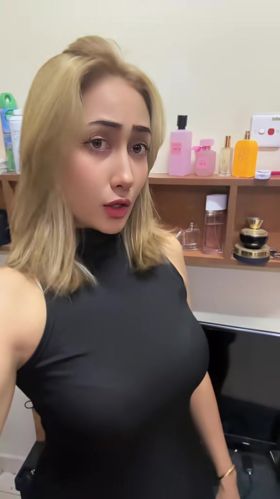 @AnnieArifinn
