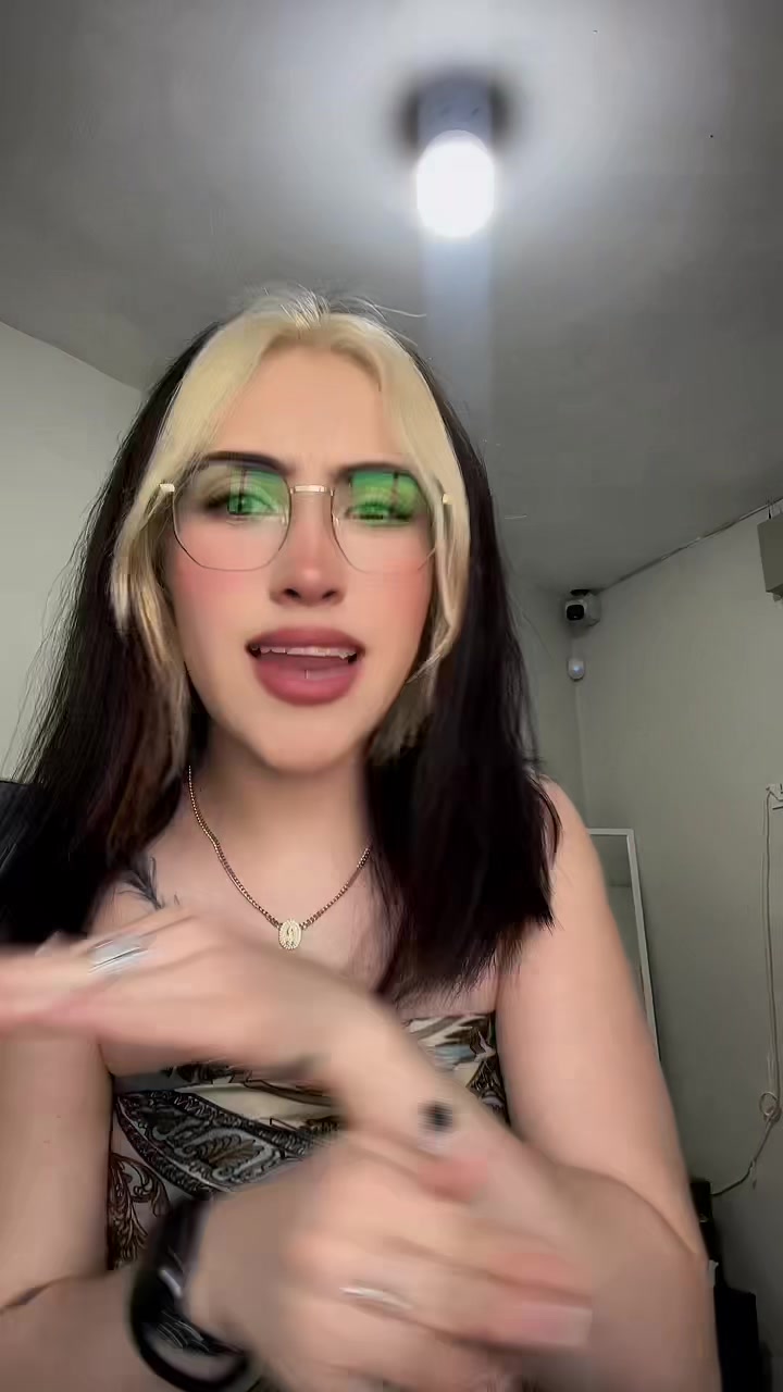 @Roxana De La Rosa Nu