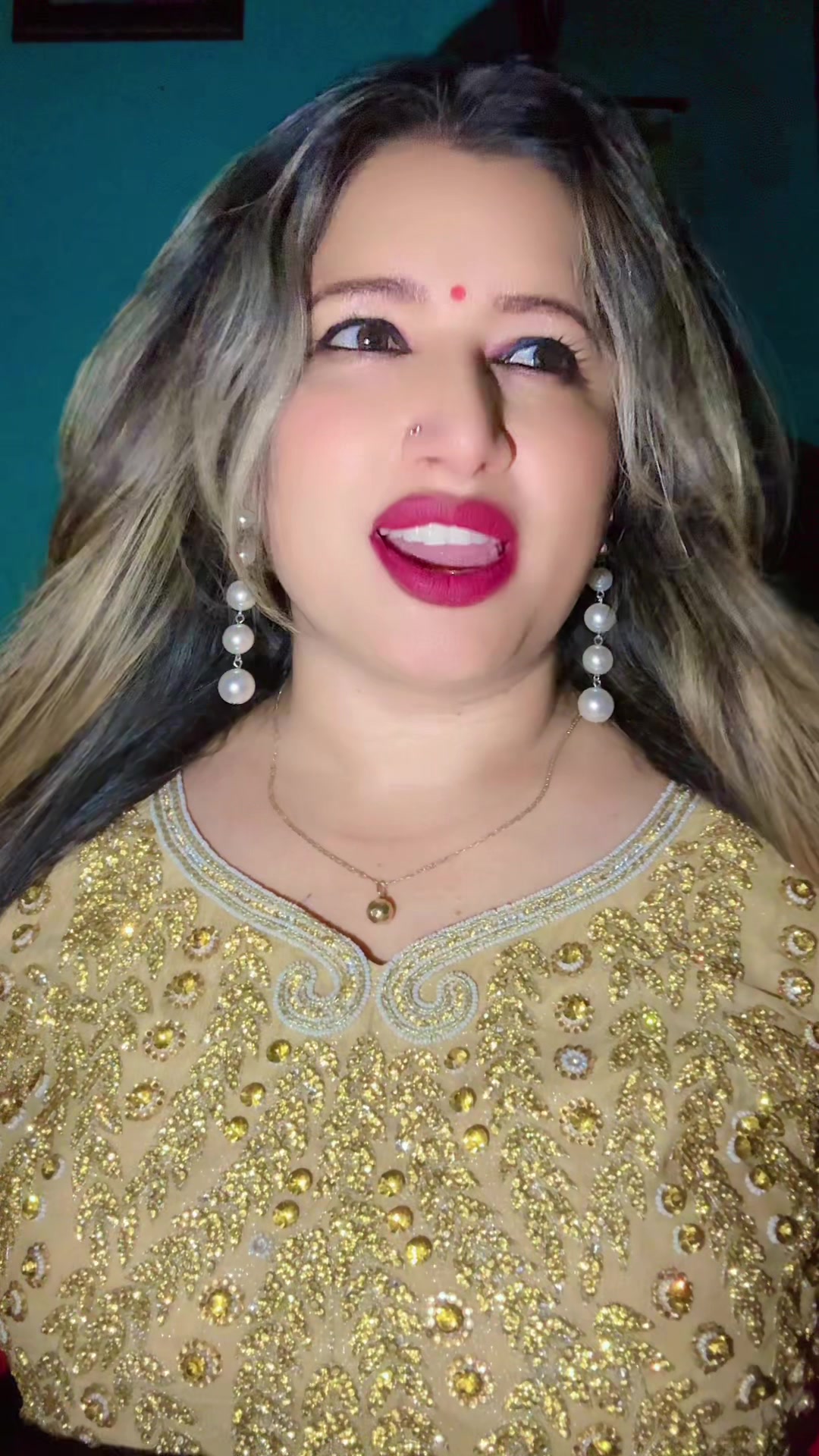 @November's Girl ❤️💁♀️🧿