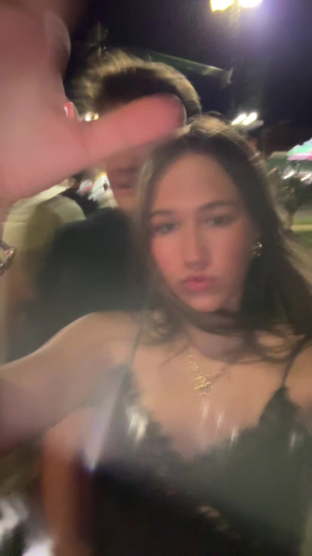 @elle