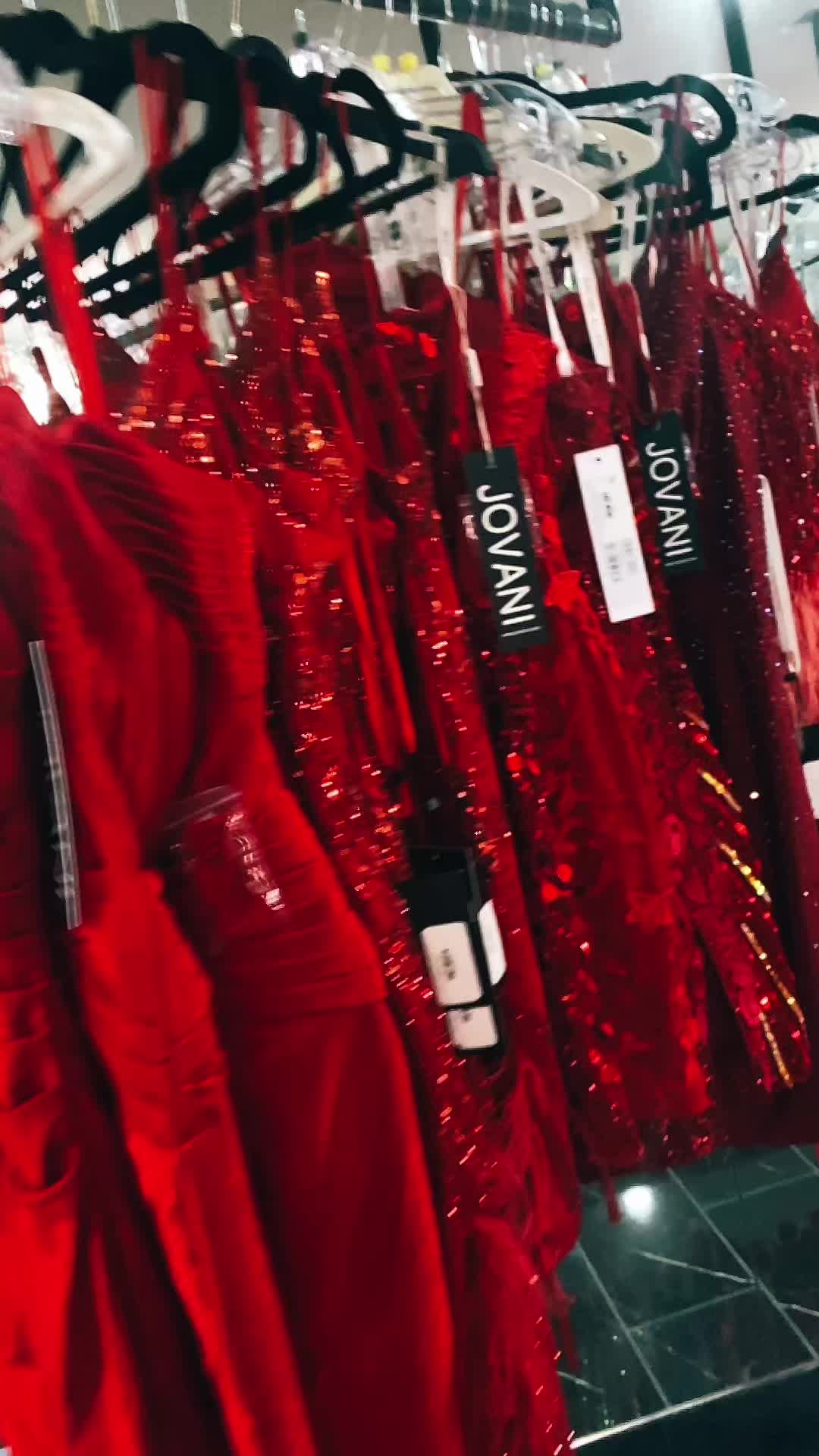 @Mom Queen Boutique