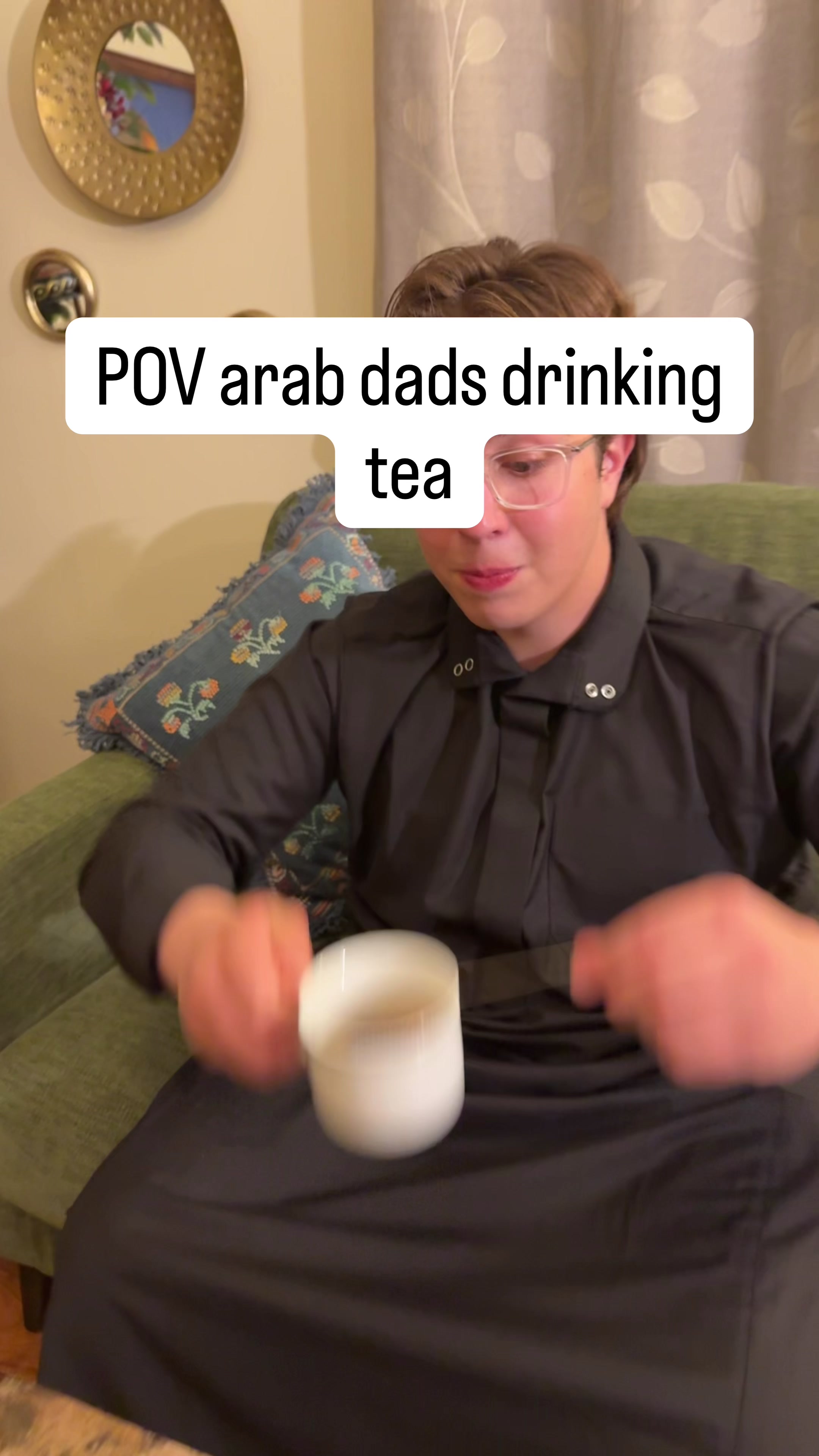 @adoolie_