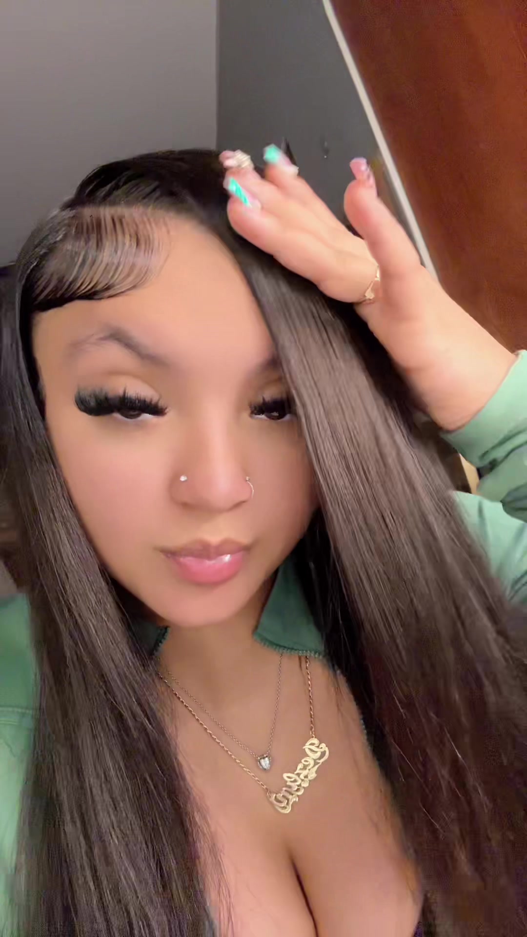 @Dezlyn