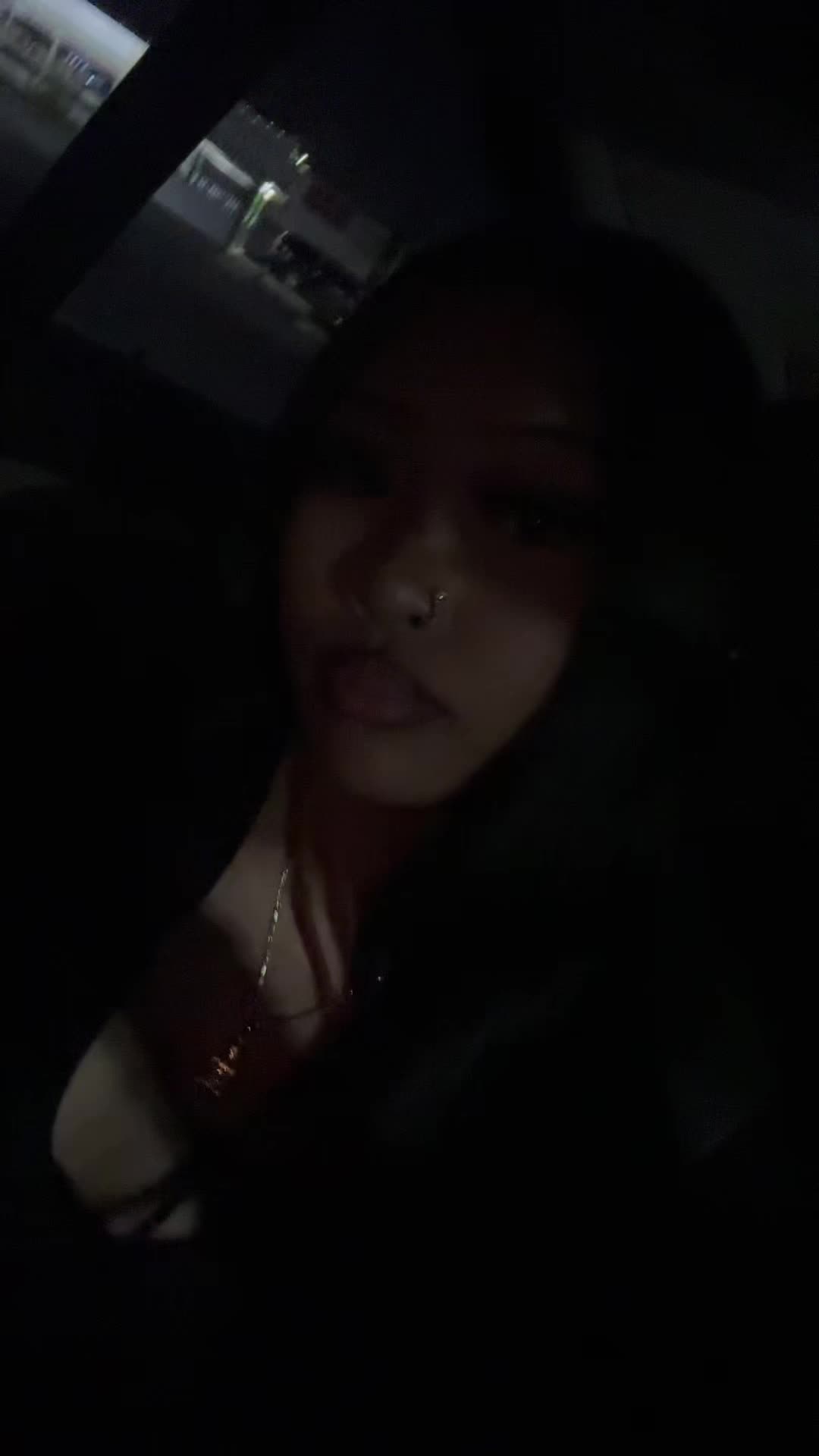 @⃟